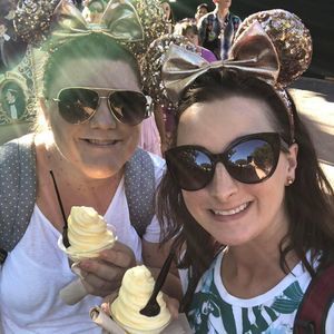 Meet your Posher, Jenn